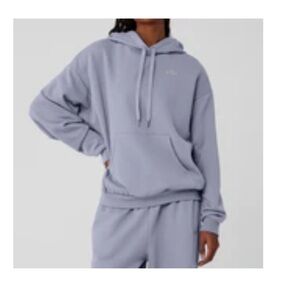 ALO Yoga Accolade hoodie